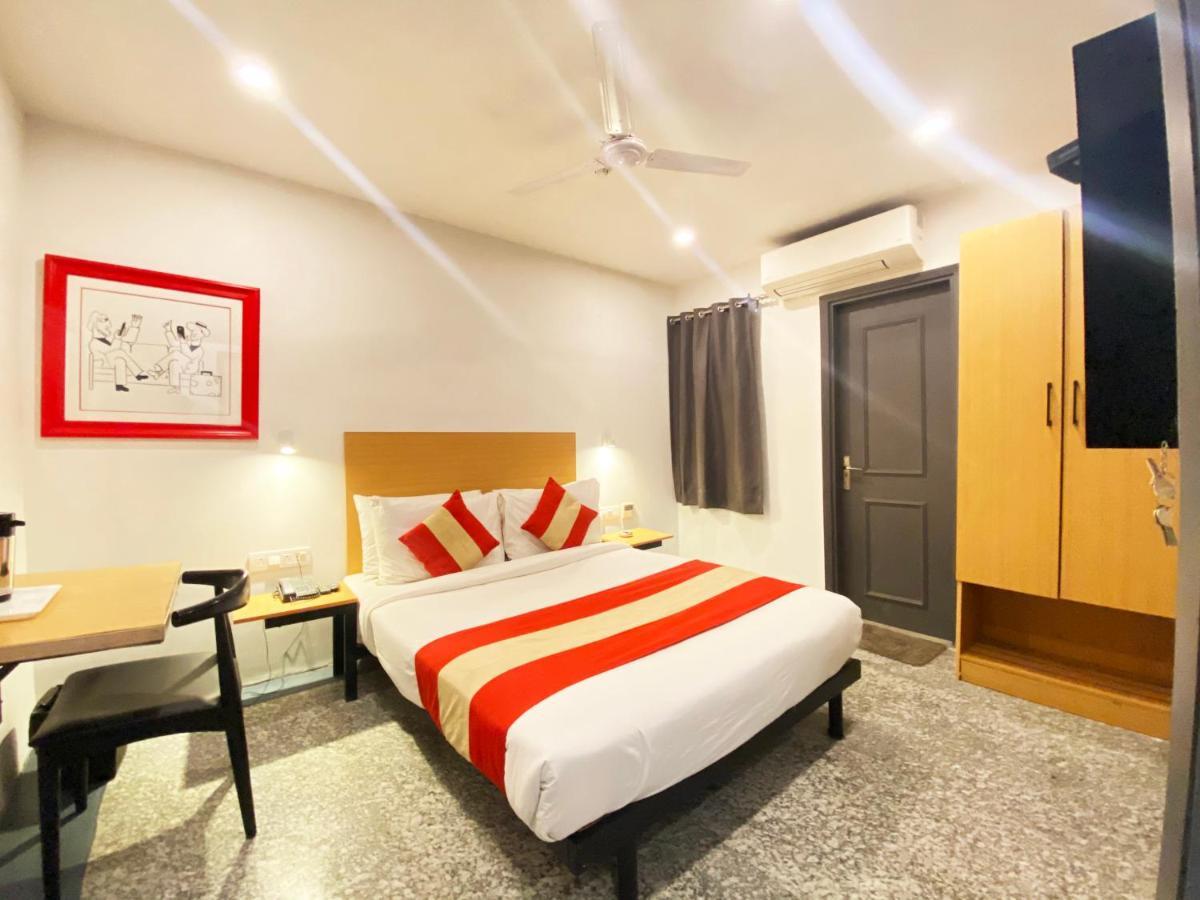 Hotel Golden Saffron By Qotel-Punjabi Bagh 뉴델리 외부 사진