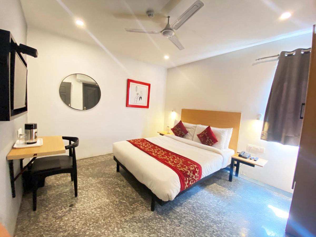 Hotel Golden Saffron By Qotel-Punjabi Bagh 뉴델리 외부 사진