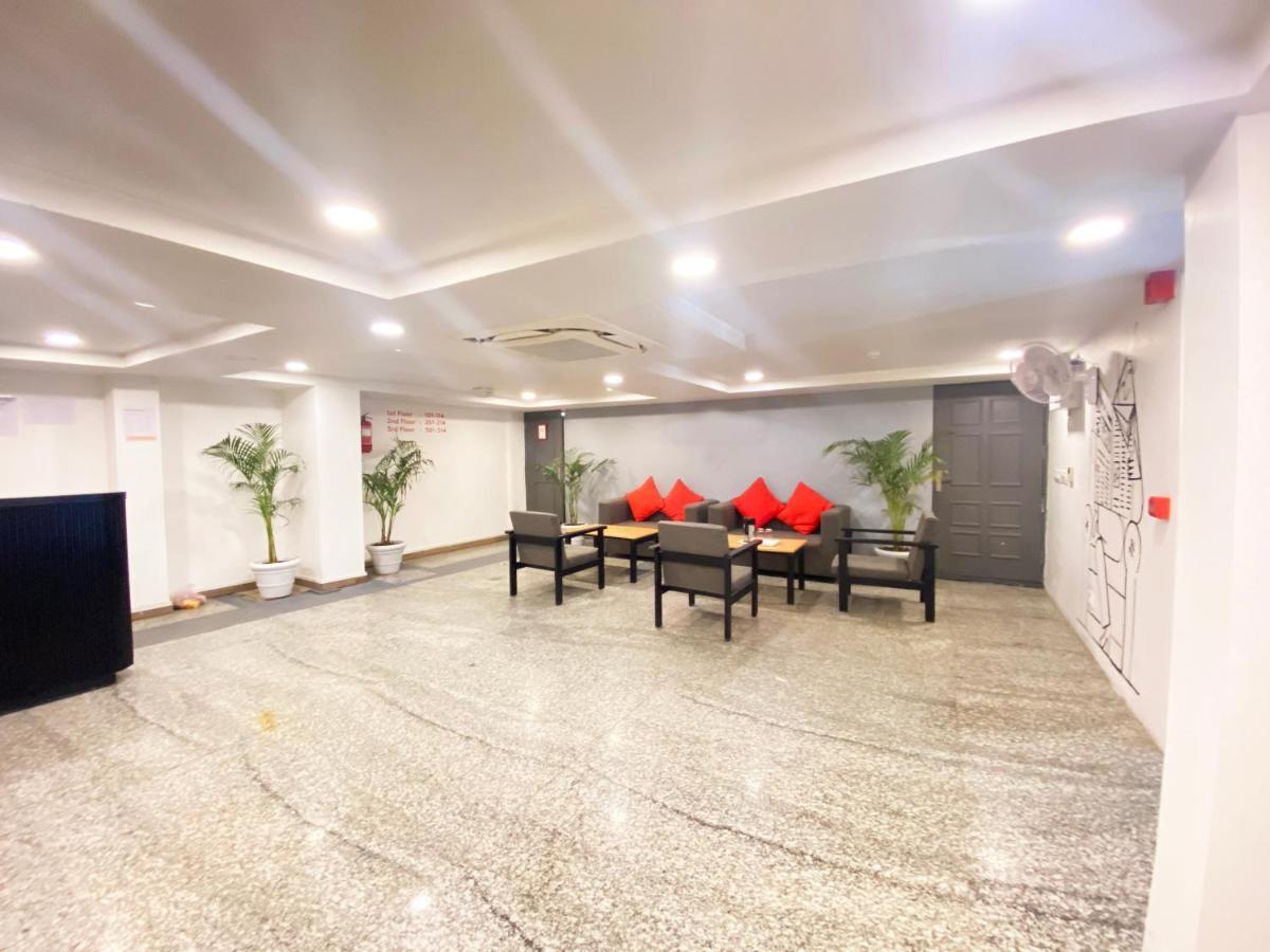 Hotel Golden Saffron By Qotel-Punjabi Bagh 뉴델리 외부 사진