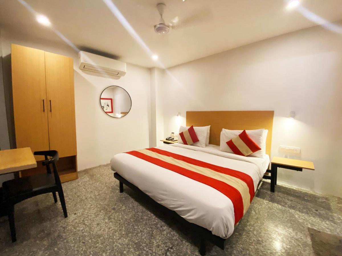 Hotel Golden Saffron By Qotel-Punjabi Bagh 뉴델리 외부 사진