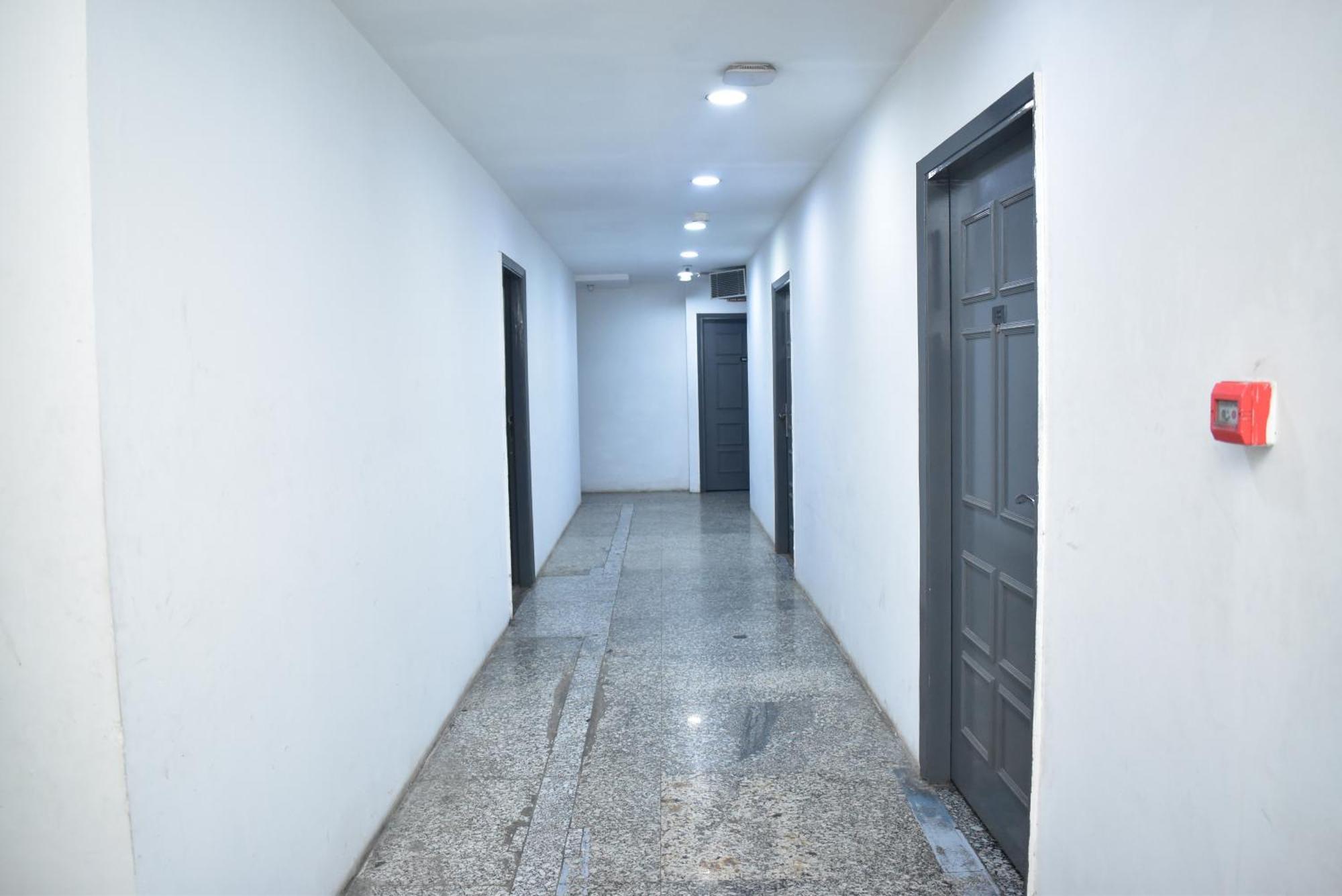 Hotel Golden Saffron By Qotel-Punjabi Bagh 뉴델리 외부 사진