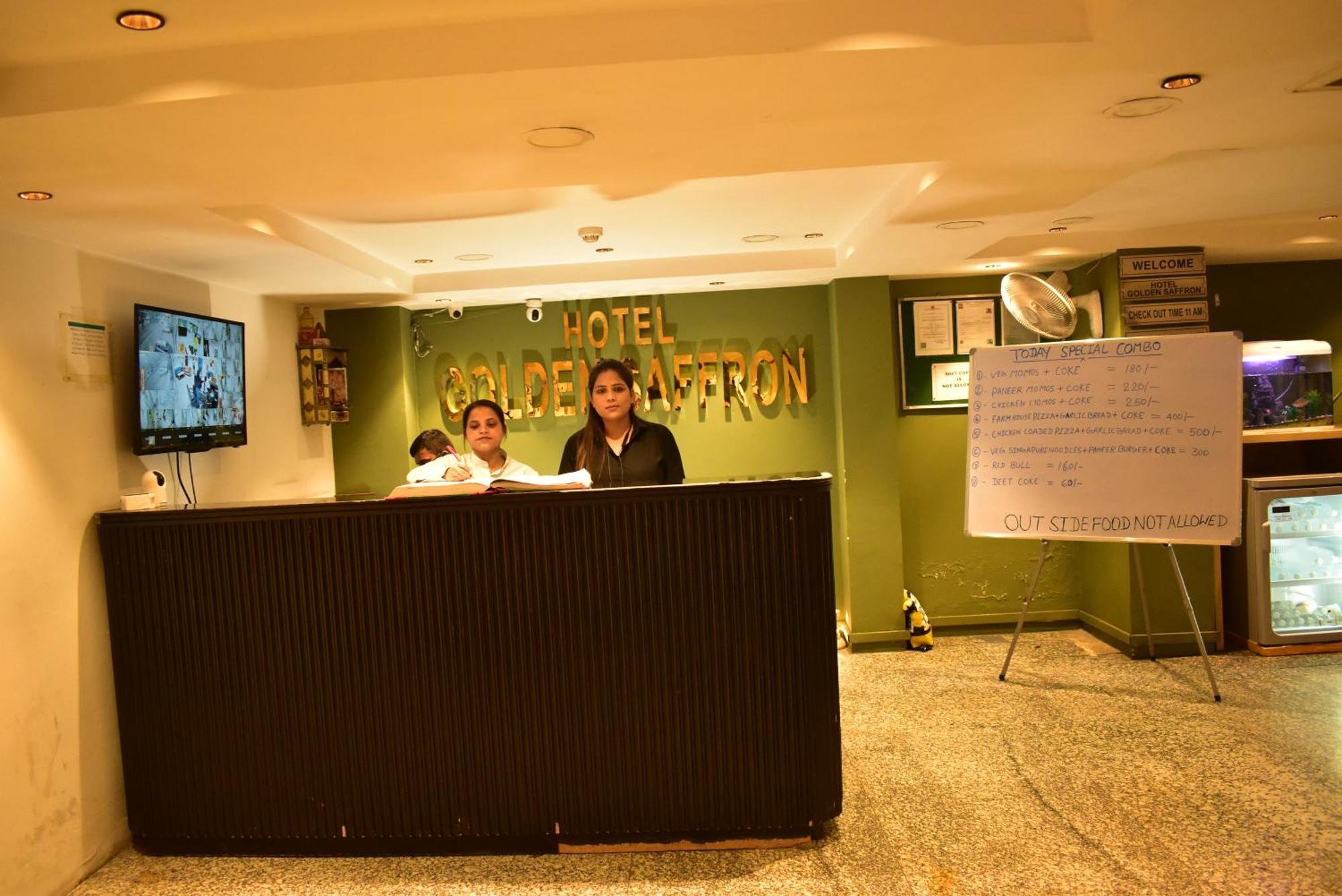 Hotel Golden Saffron By Qotel-Punjabi Bagh 뉴델리 외부 사진